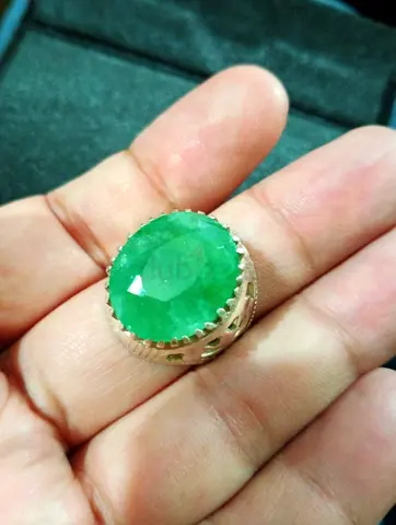 Emerald very rare zamurd