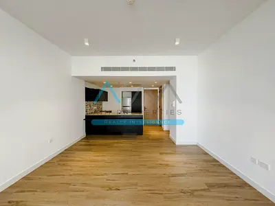 شقة فسيحة بغرفتي نوم مع خيارات دفع مرنة شهرين مجاناً | مطبخ مجهز