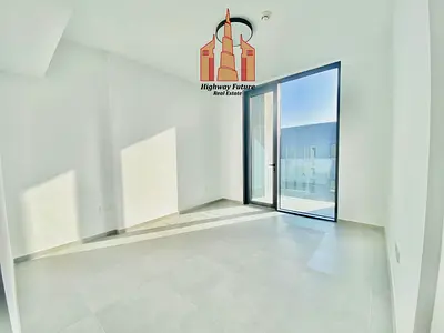 Luxurious 2BHK Apartment for Rent in Teraz 5 | 90K | 4 Cheques