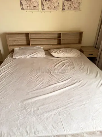 Bedroom set