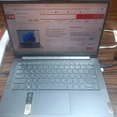 Lenovo Yoga Slim 7 (14) - Intel Core i7, 16GB RAM, 1TB SSD, Windows 11