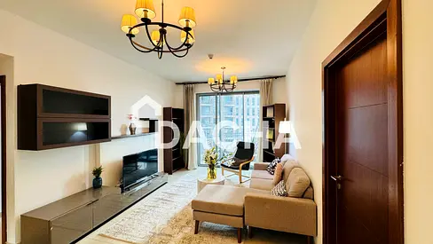 Fully Furnished | Pool & Downtown View | Vacant