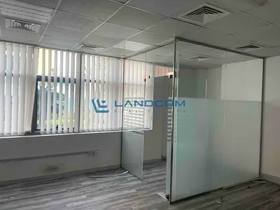 Independent Office Space |Chiller Free| Easy Access to Metro |