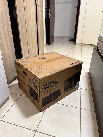 SAMSUNG SMART OVEN - MC28h5015AW