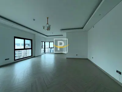 Luxury 3BR + Store | Spacious | Skyline View I in Hudaiba
