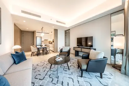 Serviced | Full Sea | High Floor