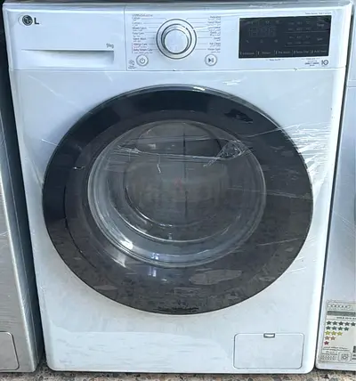 LG 9kg Front-Load Washing Machine