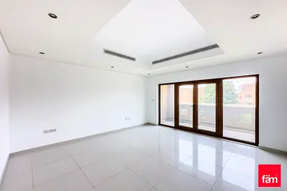 Vacant Soon | Huge Plot | Well Maintained