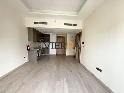 شقة بغرفة نوم واحدة شاغرة | بدون مبرد | مع حمامين