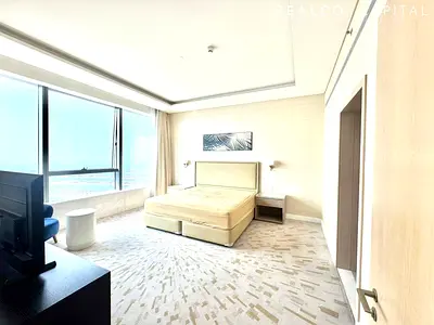 Spacious 1 Bedroom in Palm Tower Residences | Palm Jumeirah Views
