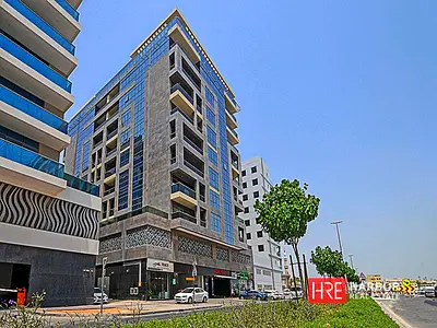 Near Metro | Closed Kitchen | Move in Ready