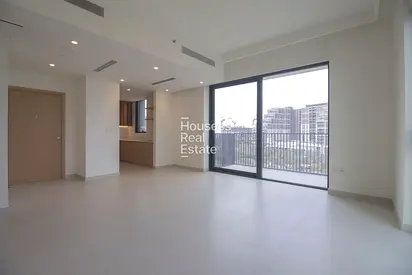 Unfurnished | spacious | prime location