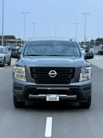 Nissan Titan SV 2021 - American Specs - Excellent Condition