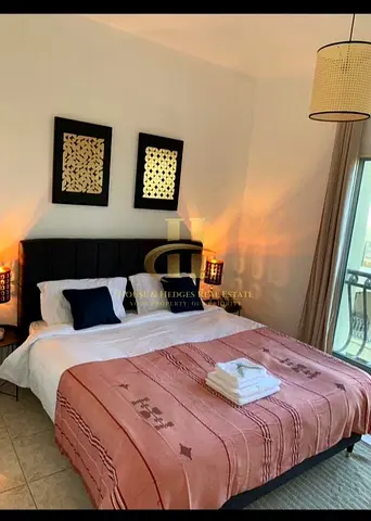 Fully furnished | Fully fitted kitchen | Mid floor