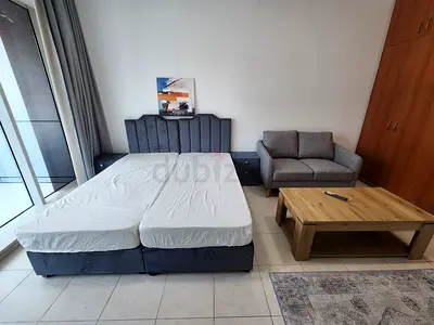 Bedspace Room | Near Metro and Marina Mall | Fit for 2 | Ladies Only