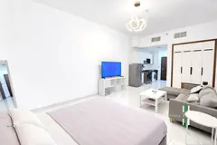 FULLY-FURNISHED STUDIO | LOWER FLOOR | READY