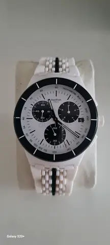 Swatch chronograph White mens wristwatch — good condition