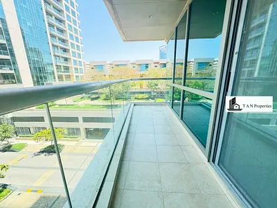 SPACIOUS 2BHK | GOLF COURSE & POOL VIEW | GREAT LOCATION