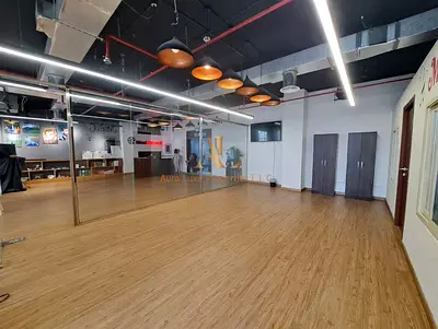 Sheikh Zayed RD: Prime Location Fitted office| Close to Metro Station