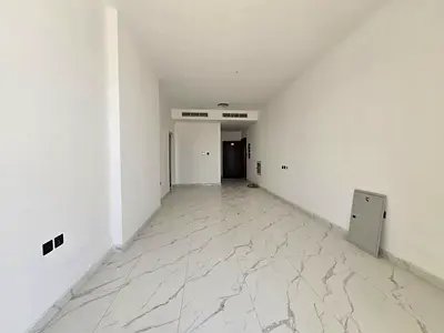 شقة غرفه وصالة أول ساكن في المويهات عجمان | قريب الأكاديمية + 37 ألف