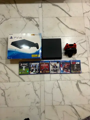 Sony PlayStation 4 Bundle with Games and Controller