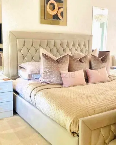 Primium Quality king size fully customisable bedframe, Hydraulic storage can be installed