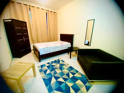 Room at Hamadan corner Khalifa St - Abu Dhabi