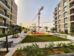 Distress deal | Corner unit | Ready to move|Freehold | Spacious apartment