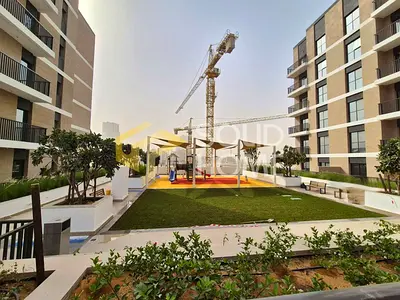 Distress deal | Corner unit | Ready to move|Freehold | Spacious apartment