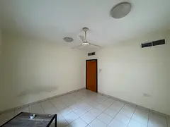 One-bedroom apartment with a living room - Al Nuaimiya 2, Ajman - Central air conditioning - Family