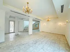 ( AL QUOZ 2) BEHIND AL QUOZ 2. POND PARK A GOOD SIZE 6 BEDROOMS 3 HALLSVILLA FOR RENT