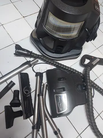 Vacuum wet n dry