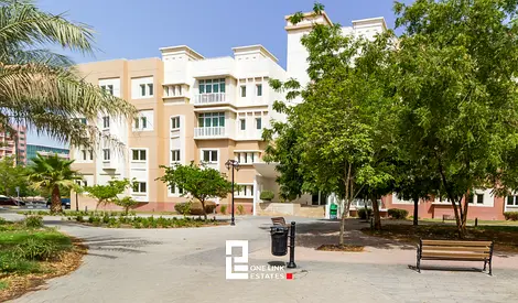 Exceptionally Rewarding Investment| Fully Upgraded Studio | Near Metro