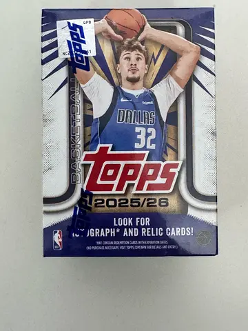 Topps 2025/26 Basketball Hobby Box