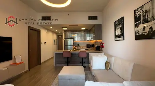 MID FLOOR | NEAR METRO | READY TO MOVE IN
