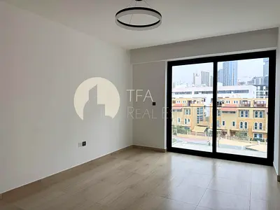 UNFURNISHED | Park View | Spacious Layout