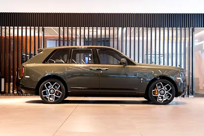 2024 ROLLS-ROYCE CULLINAN 照片 3