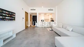 Chic &amp; Bright JVC 1 Bed in Catch Residences