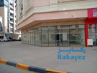 بدون عمولة مباشرة من المالك - محل تجاري ي في مويلح التجارية ركايز - الشارقة