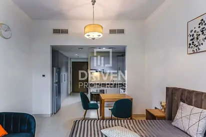 Ready to Move in | Low Floor | Unique Layout