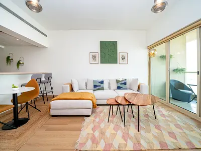 SPACIOUS GREENS 1BR AVAILABLE NOW