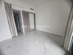 Unfurnished studio | Spacious | Kitchen Appliances