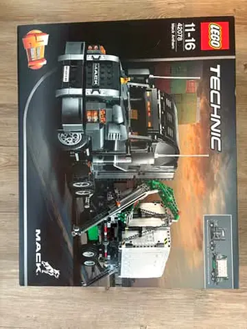 BRAND NEW RARE LEGO 42078 TECHNIC MACK ANTHEM