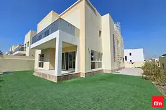 Modern villa with nearby schools and amenities