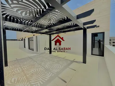 Separate Tarcce | With 2 Masteroom | With 3 Washrooms | Wardrobes | Ready To Move !