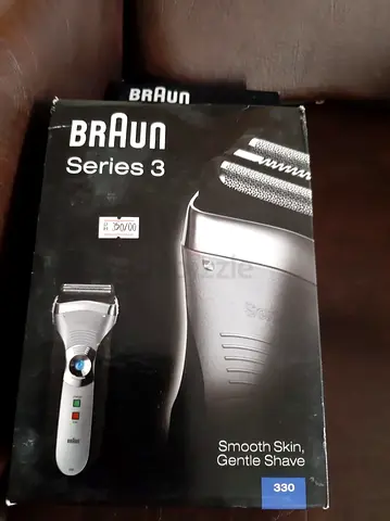 Brand new Braun series 3 Electric Shaver with Charger never Used Made in Germany
