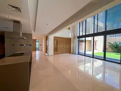 Luxury 5BR Villa | Pool + Elevator | Strategic Location