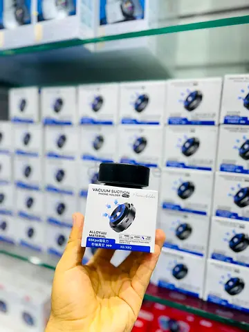 Suction cup phone holder for car/dashboard - unused, in box