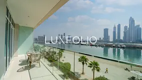 SPACIOUS BEACH VIEWS 1BR -AVAILABLE NOW
