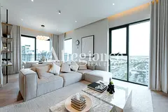 Rare Corner 3BR + Storage | Park View | Fully Upgraded